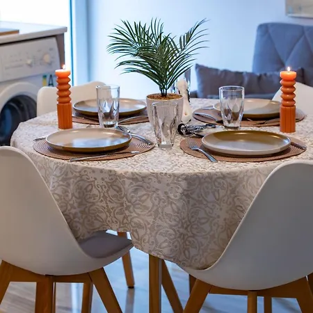 Anali Apartament *